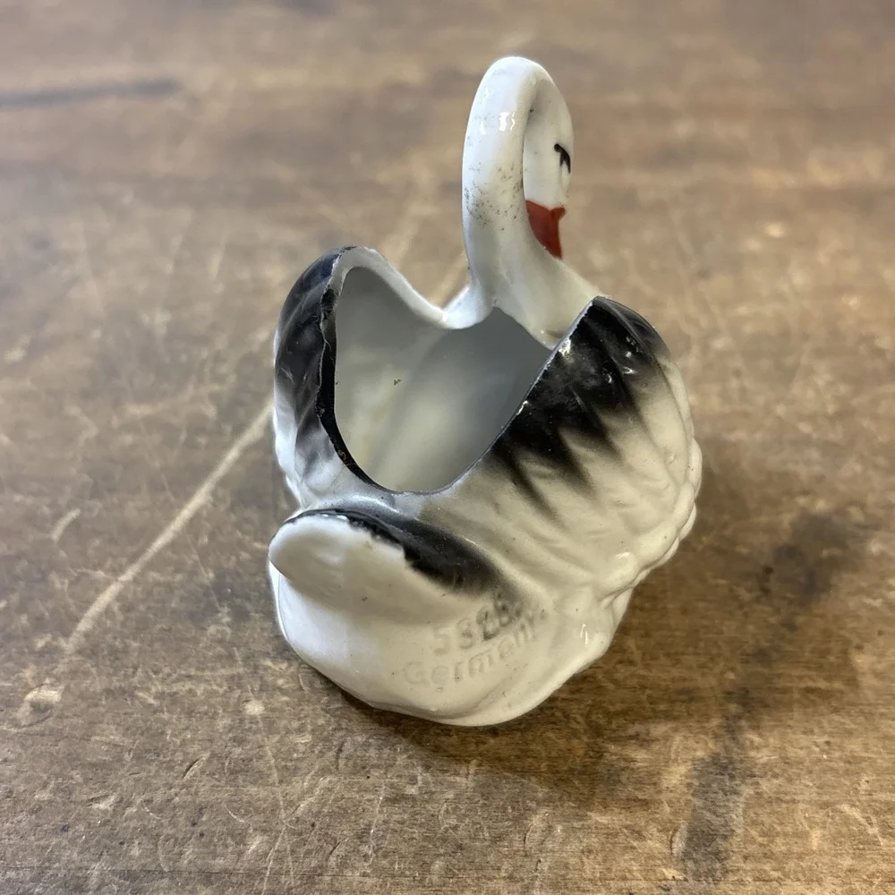 Vtg Ceramic Swan Salt Cellar Toothpick Holder Germany Black White Los Angeles CA